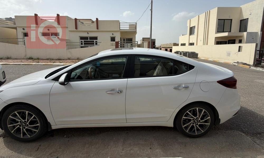 هيونداي النترا